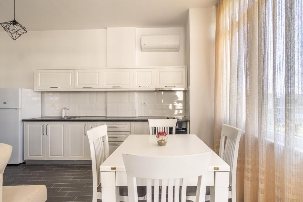 Ajten Apartments Durrës Extérieur photo